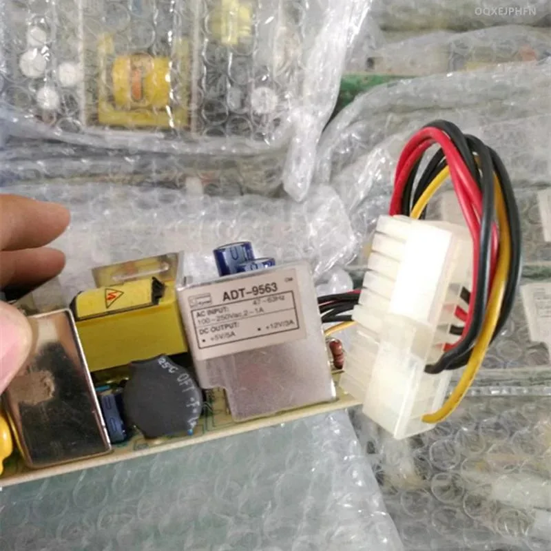 KHACHIMO KHACHIMO SKYNET ADT-9563 12V 3A Power Supply — product photo