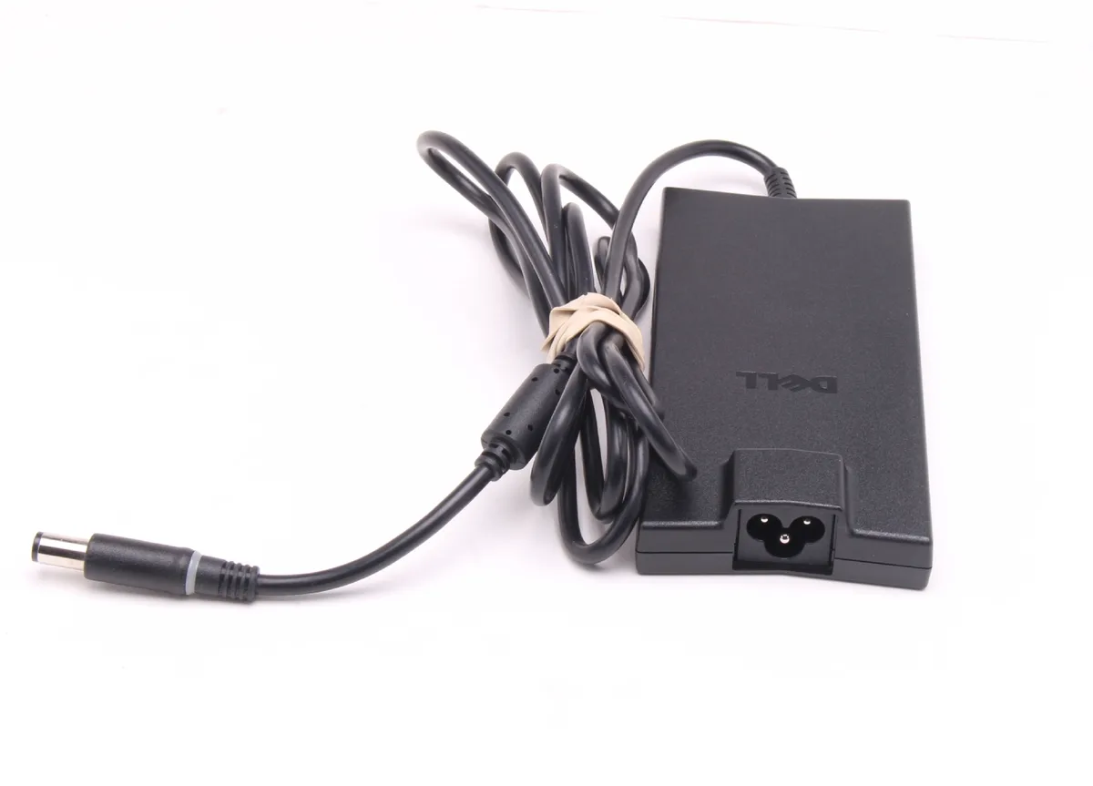 DELL DELL PA-3E 90W 19.5V Power Adapter PA-1900-28D J62H3 — product photo