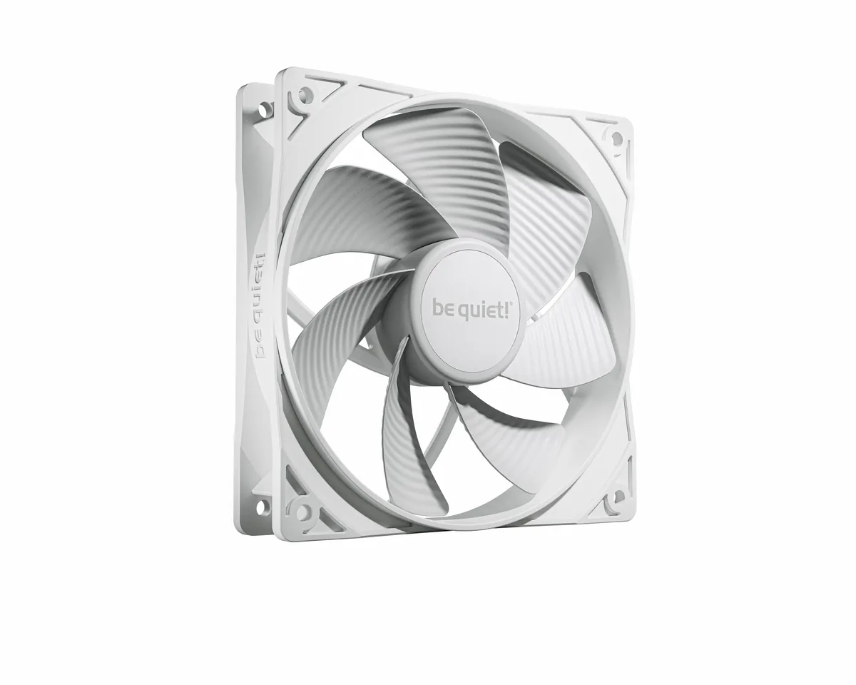 be quiet! be quiet! Pure Wings 3 BL136 120mm PWM Reverse White Triple Pack case fan — product photo
