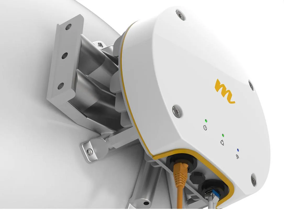 Mimosa Networks Mimosa Networks B11 11 GHz 1.5 Gbps PtP Backhaul Radio PoE 4x4:4 MIMO access point — product photo