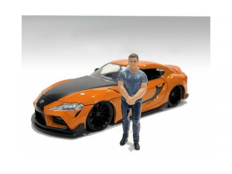 American Diorama American Diorama 76329 Car Meet 3 Figure 4 1/18 scale vehicle — product photo