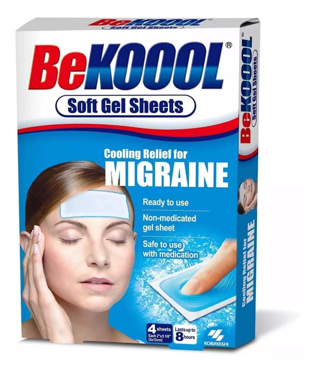 White box containing sixteen rectangular cooling gel sheets in four sealed packs