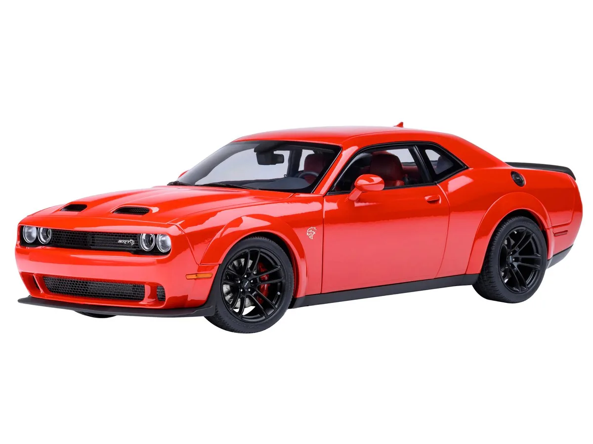 Autoart Autoart 2022 Dodge Challenger SRT Jailbreak Torred Red Interior 1/18 hobby collectible — product photo