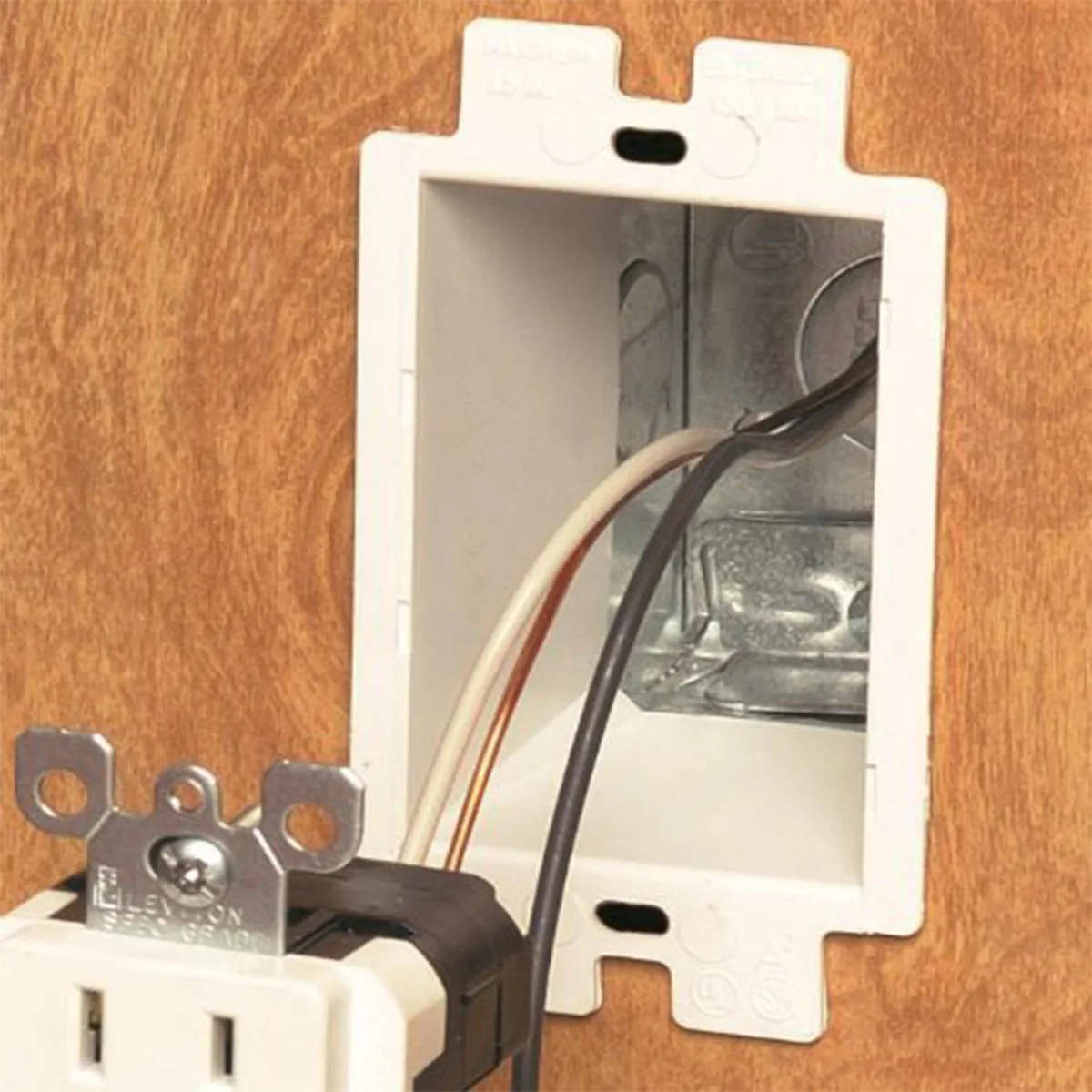 iMBAPrice iMBAPrice BE1-1 1-Gang Electrical Outlet Box Extender White — product photo