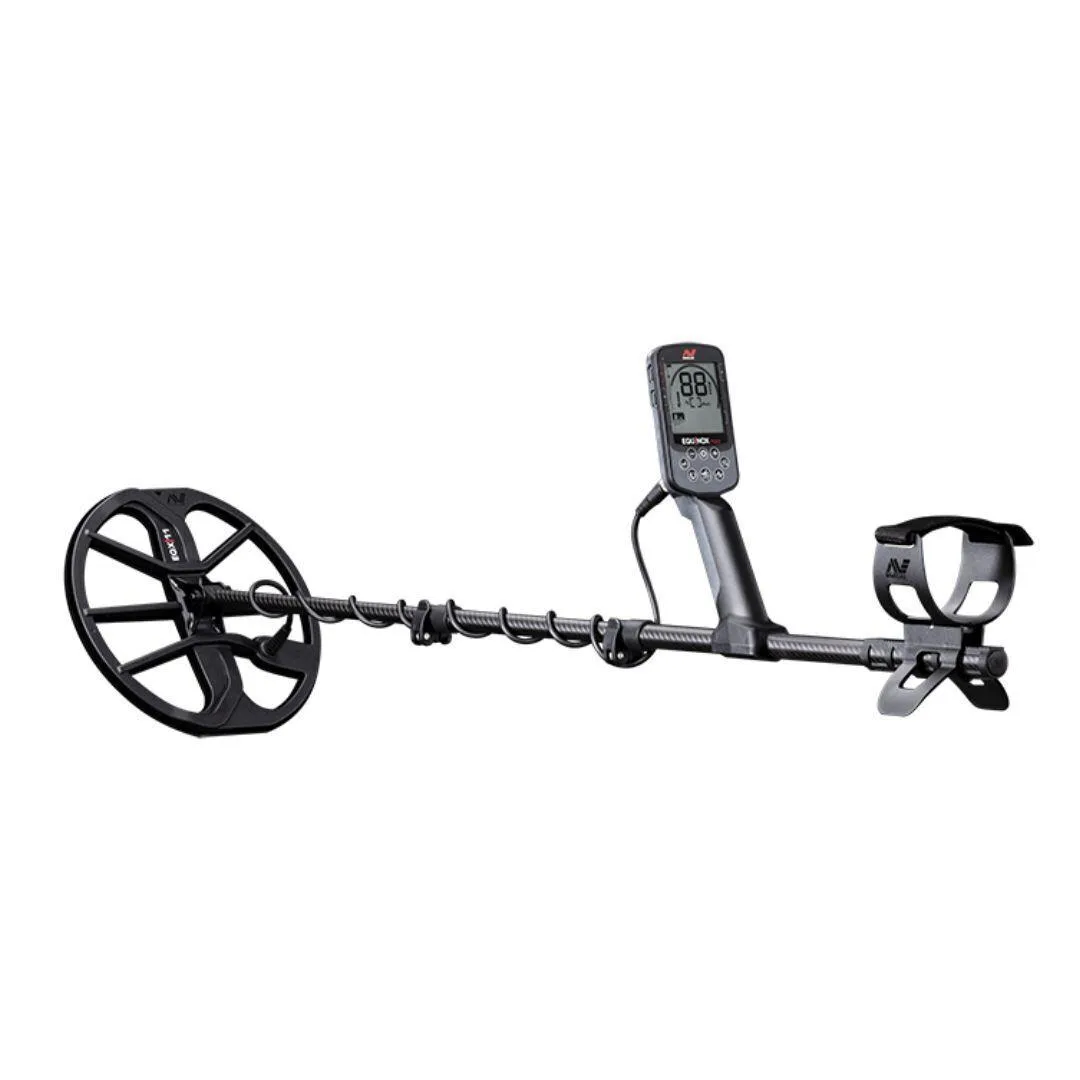 Minelab Minelab EQUINOX 700 Metal Detector IP68 Waterproof 5m 119 Target ID 1.2kg — product photo