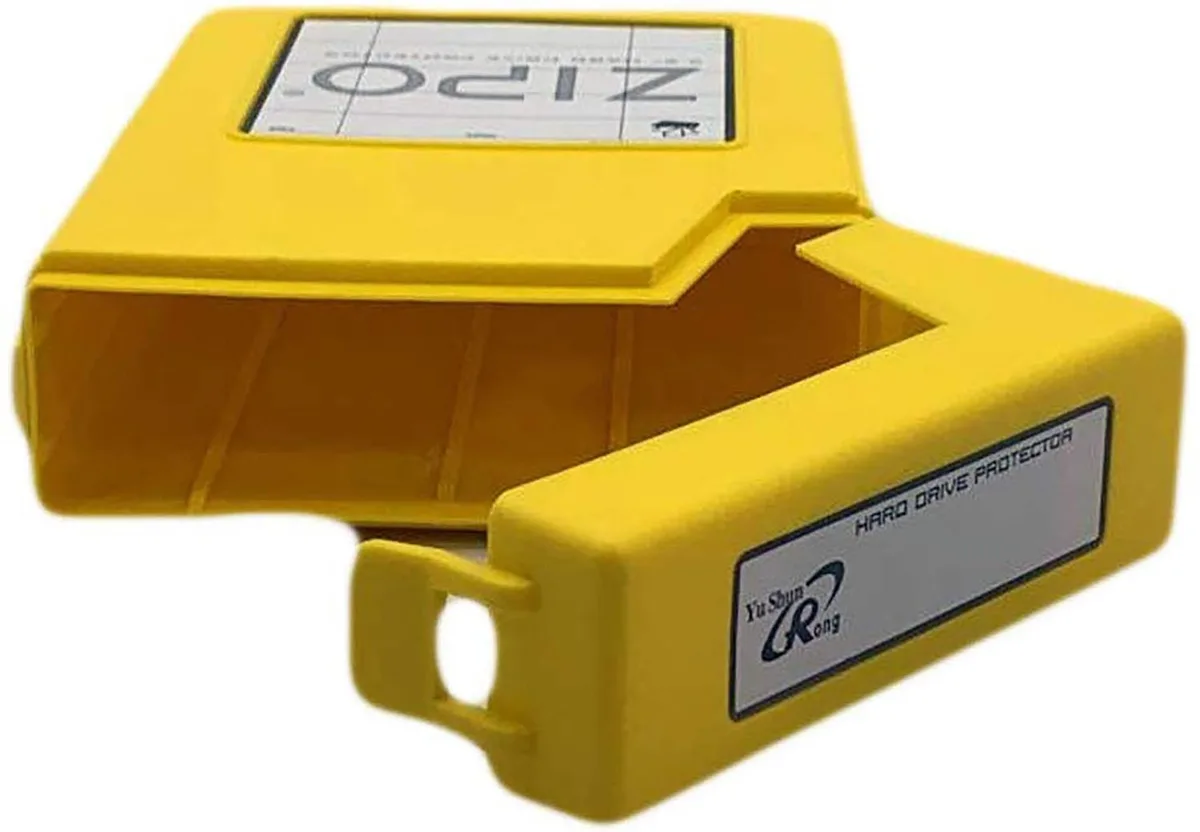 iMBAPrice iMBAPrice Zippo 3.5" Stackable Hard Drive Protector Case Yellow — product photo