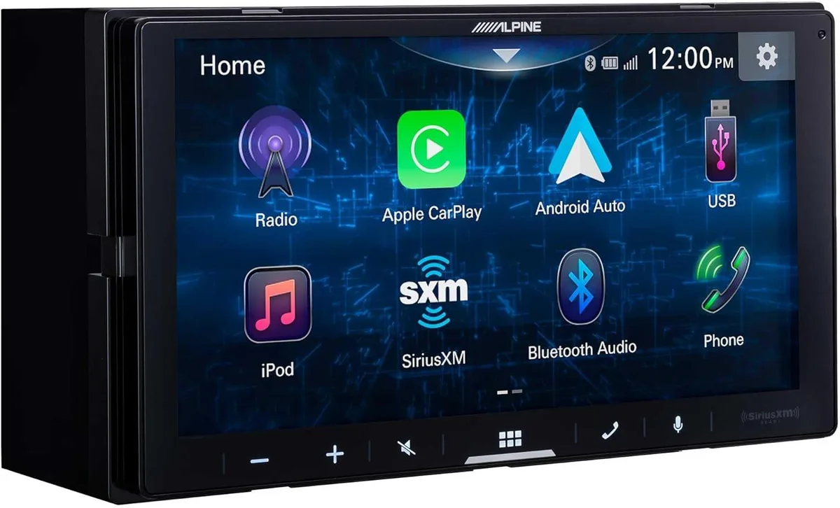 Alpine iLX-W670 7-inch double-DIN touchscreen receiver