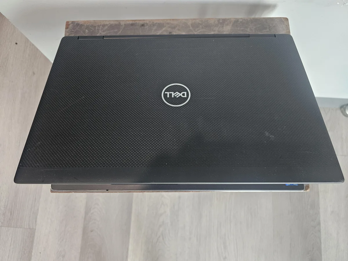 DELL DELL Precision 7540 laptop i7-9750H 32GB DDR4 1TB NVMe 15.6" FHD — product photo