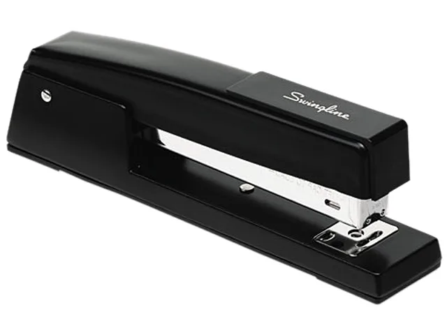 Swingline Swingline 74701 Classic 747 Stapler 20-Sheet Black — product photo