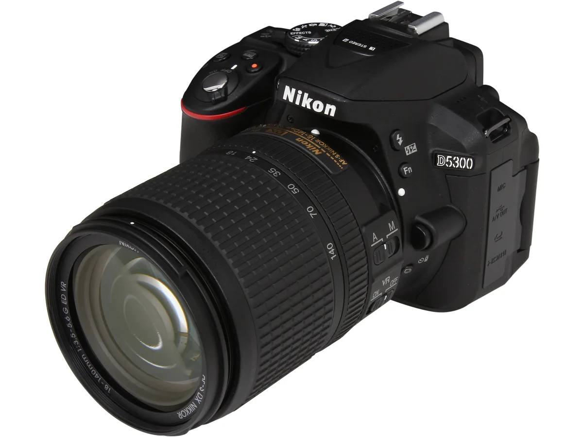 Nikon Inc Nikon Inc 13303 D5300 dslr camera 18-140mm lens — product photo