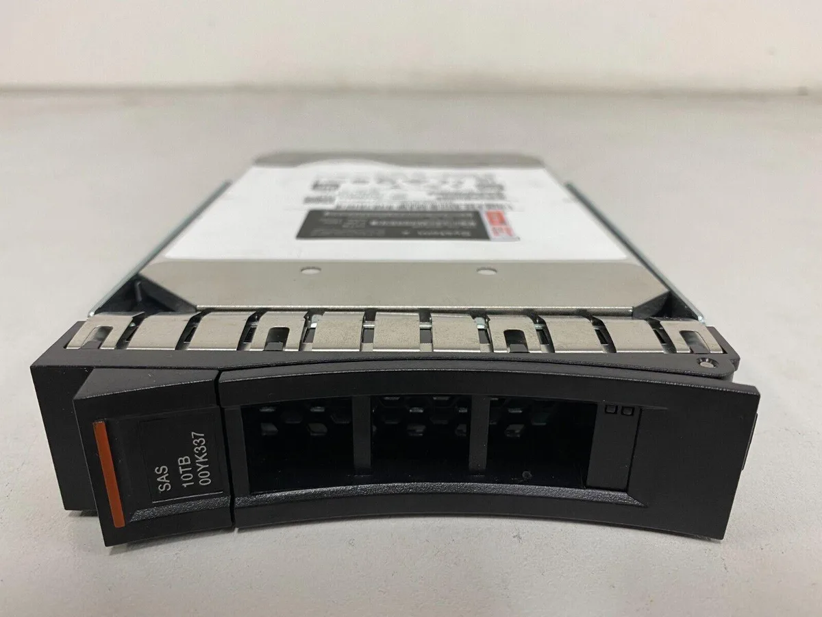 IBM IBM 10TB 7.2K 12Gbps SAS 3.5" 512e HDD — product photo
