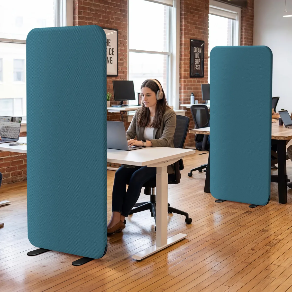 DECOLAB DECOLAB Freestanding Privacy Panel 29"x65" Sapphire — product photo