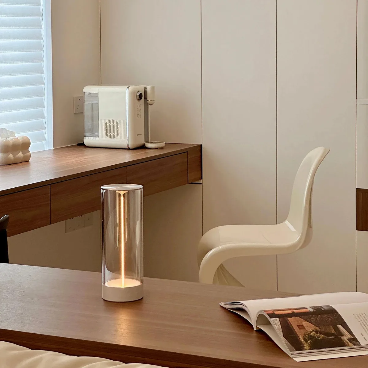 Auge Light Auge Light Cordless LED Desk Lamp 12.76 in White 3000mAh — product photo