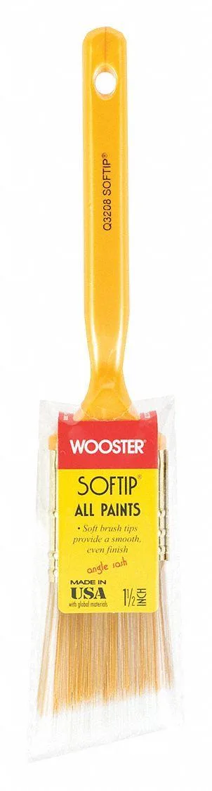 Wooster Brush Company Wooster Brush Company Q3208 1-1/2" Angle Sash Soft paint brush — product photo