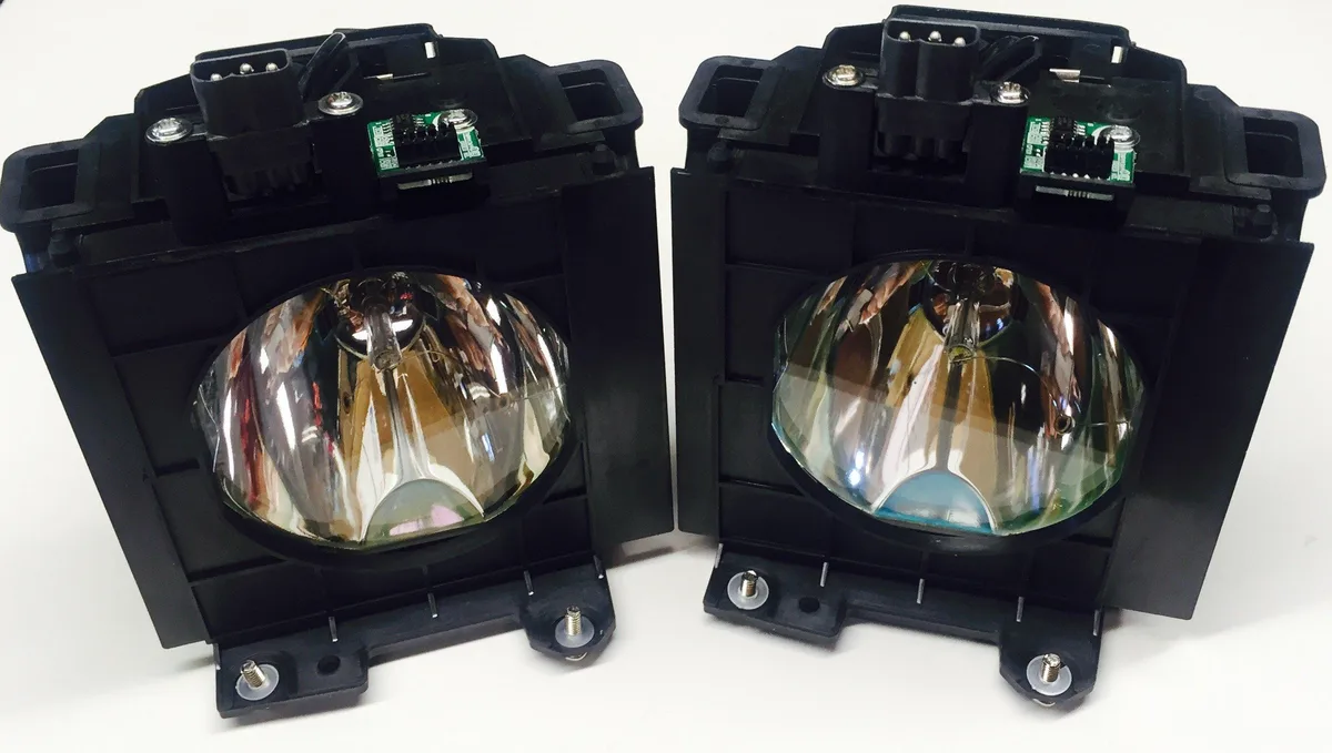 Panasonic Panasonic PT-DW5100-LAMP Ushio TwinPack dlp replacement lamp .9990 — product photo