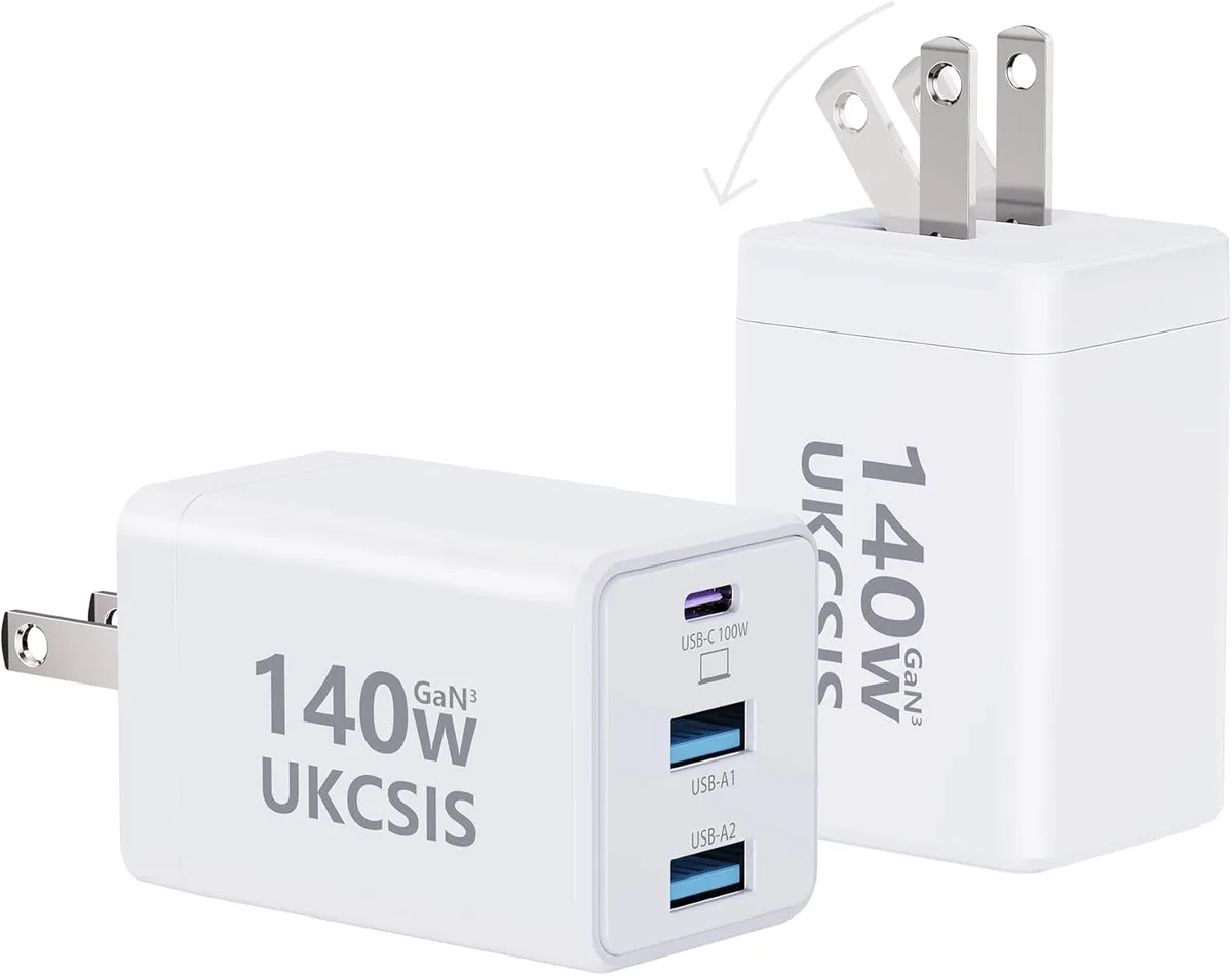 Chopmate Chopmate 140W USB-C 3-Port AC Adapter White 2-Pack — product photo