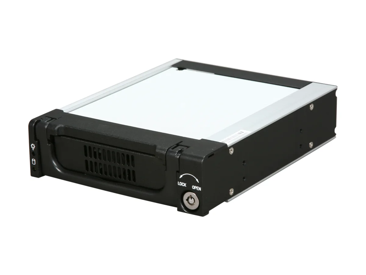 iStarUSA Inc. iStarUSA Inc. T-7-SA 5.25" to 3.5" SATA SAS 6.0 Gbps Hot-swap Rack — product photo