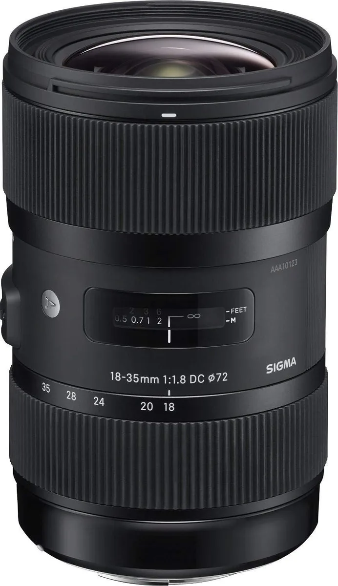 SIGMA SIGMA 18-35mm f/1.8 DC HSM Zoom Lens for Canon — product photo