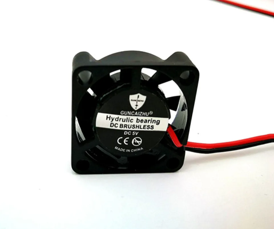 Zyvpee Zyvpee 250705 25mm 7000 RPM 5V 2-wire hydraulic case fan — product photo