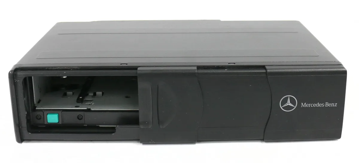 1 Factory Radio 1 Factory Radio CD Changer A2038703389 for Mercedes G-Class 2009-2015 — product photo