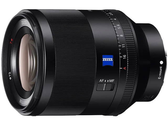 Sony Sony SEL50F14Z Planar T* FE 50mm f/1.4 ZA camera lens — product photo