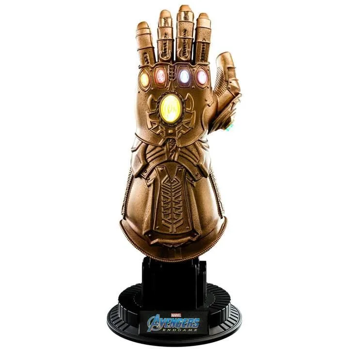Hot Toys Hot Toys ACS003 Avengers Infinity War Infinity Gauntlet 1/4 Scale Action Figure — product photo