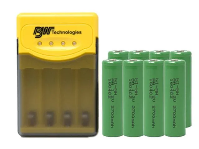 DUSLAN DUSLAN A05AA21AA standard battery charger with 8 AA NiMH 2700 mAh cells — product photo