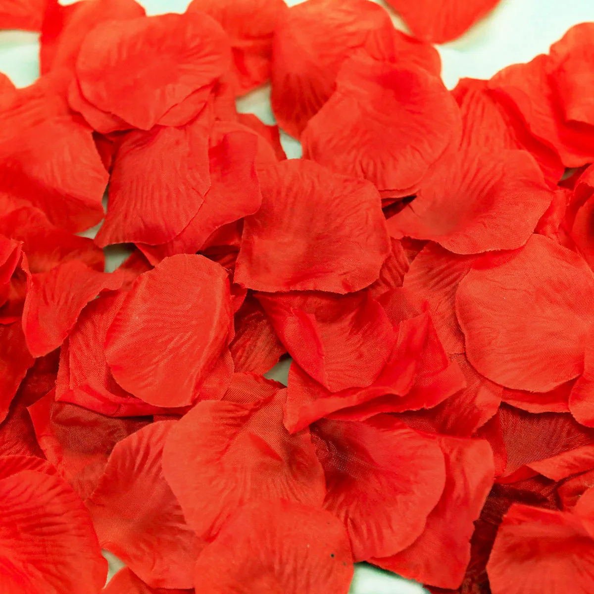 Magik Costumes Magik Costumes 3000pcs Silk Rose Petals Red Party Supply — product photo