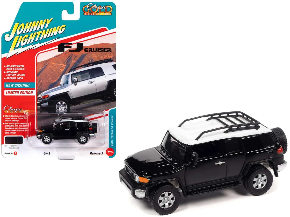JOHNNY LIGHTNING Johnny Lightning 2007 Toyota FJ Cruiser Black Diamond White Top Roofrack 1/64 Diecast — product photo