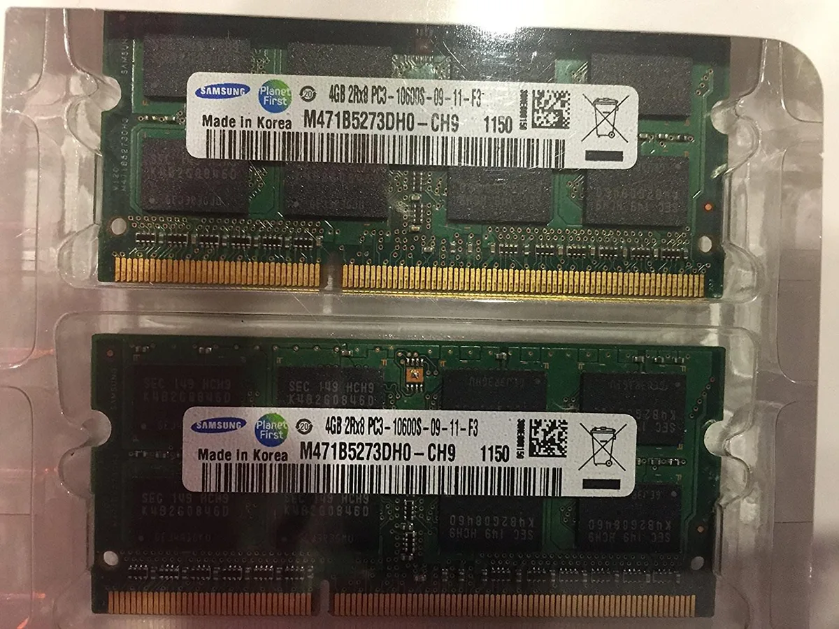 SAMSUNG SAMSUNG 8GB DDR3 1333 PC3 10600 2x4GB SODIMM laptop RAM — product photo