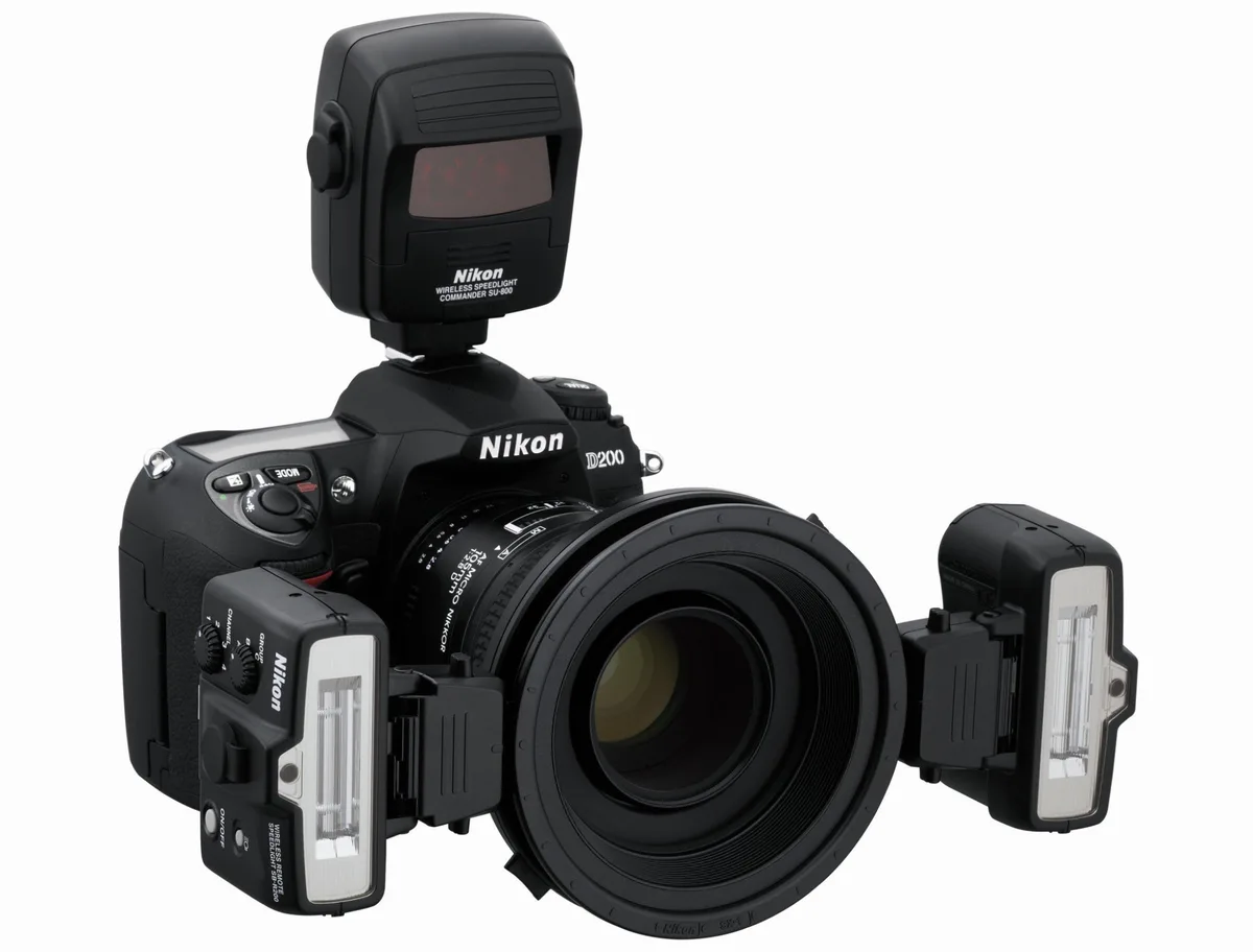 Nikon Inc Nikon R1C1 Wireless Close-Up Speedlight Kit — product photo