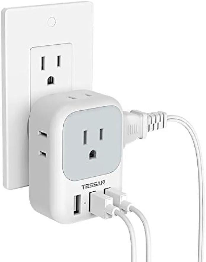 usbroway usbroway 4 AC 3 USB outlet extender 3.7 oz — product photo