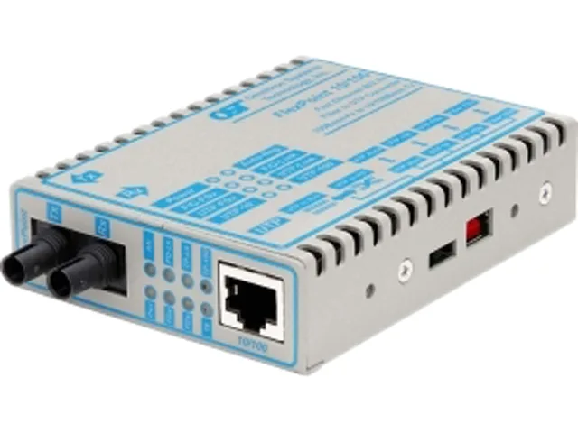 Omnitron Systems Technology Omnitron Systems Technology 4343-1 SFP transceiver 10/100Base-TX 100Base-FX 17.40 Mile — product photo
