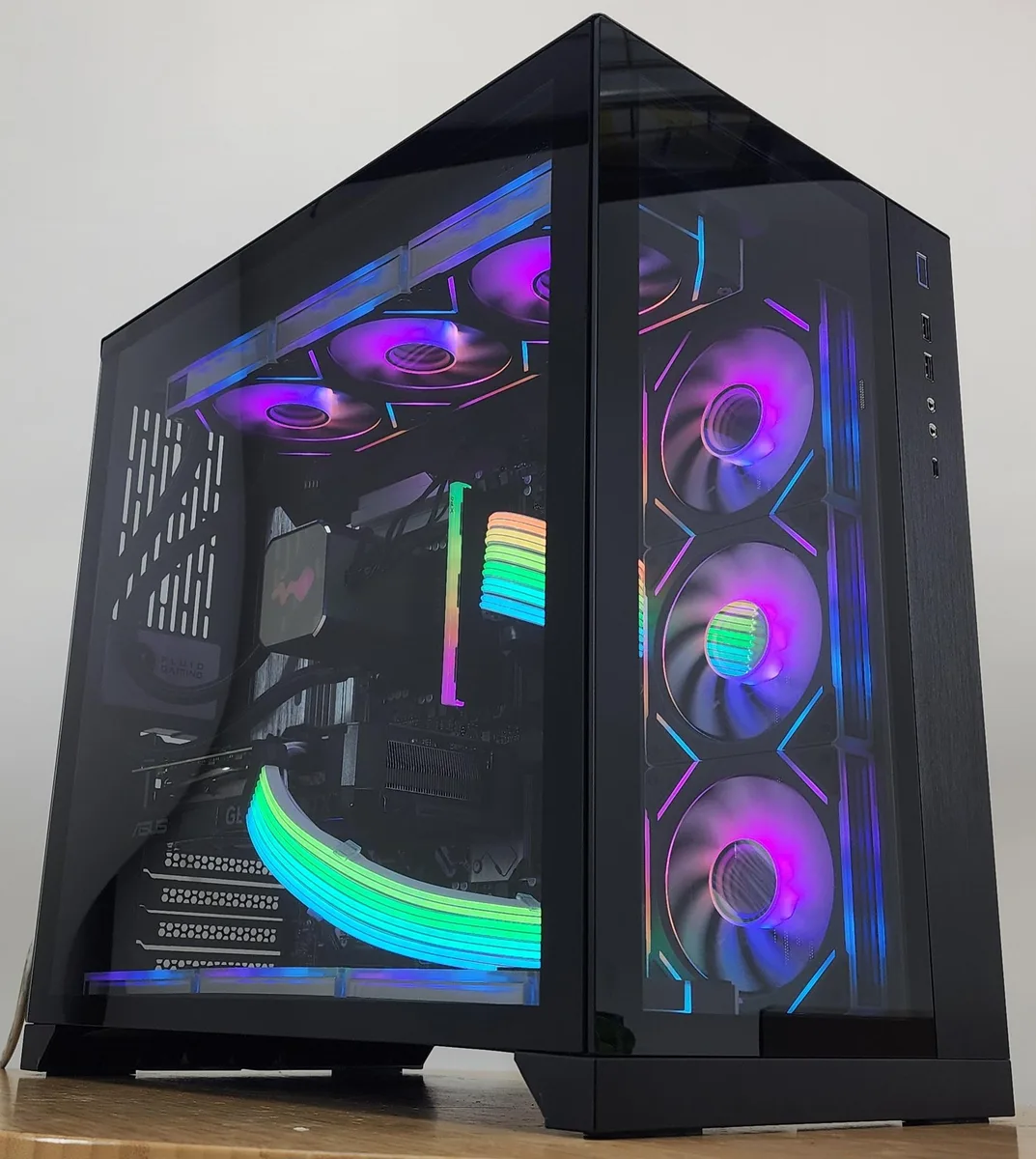 Custom Custom Gaming PC Ultra 5 250KF 16GB DDR5 2TB NVME RTX 4070 360mm AIO — product photo