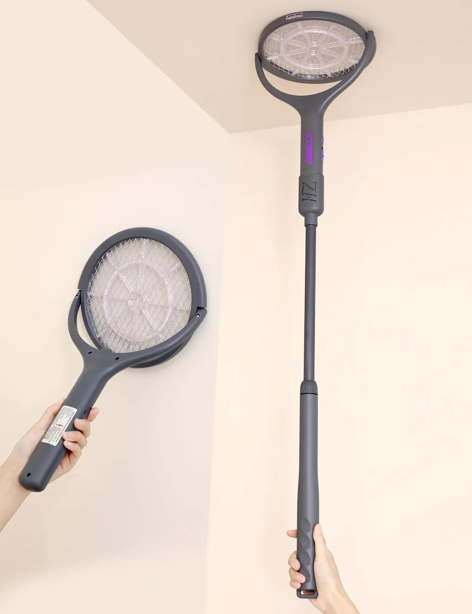 Electric fly swatter with extendable handle and rotating head, plastic body, rechargeable