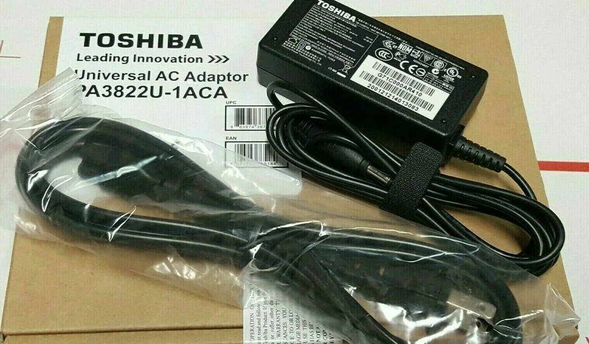 Toshiba Toshiba PA3822U-1ACA 45W 19V 2.37A ac adapter — product photo