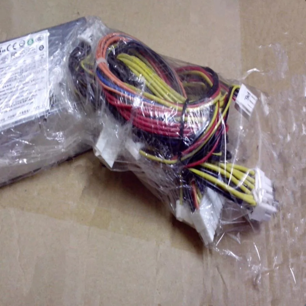 OIAGLH OIAGLH 560W Server Power Supply PWS-563-1H — product photo