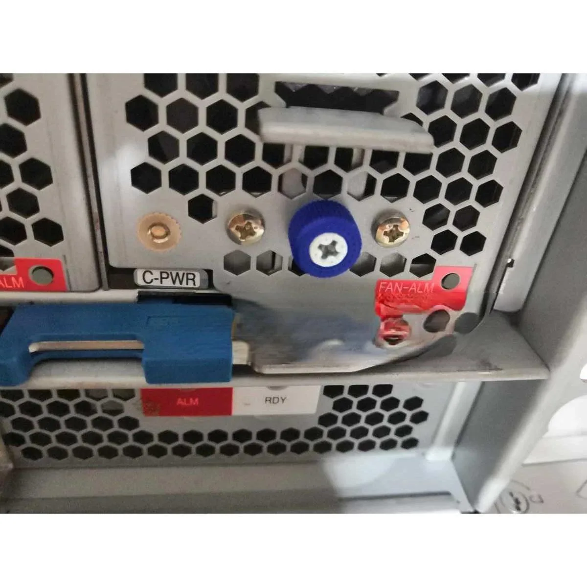 Supersuperuncle Supersuperuncle HDS HUS150 Dual Power Supply 3285168-A — product photo