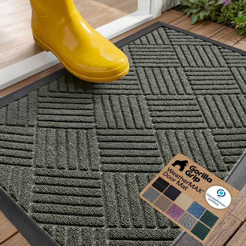 Gray diamond-pattern rubber doormat, 29 by 17 inches, low-profile with beveled border