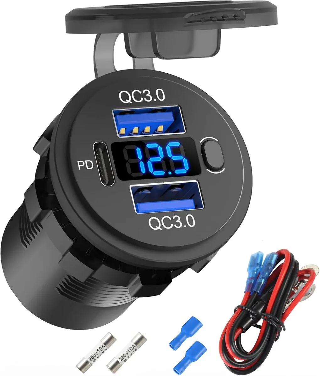 Hamzan Hamzan 12-24V Dual QC 3.0 PD 3.0 USB-C Car Charger with Voltmeter Switch — product photo