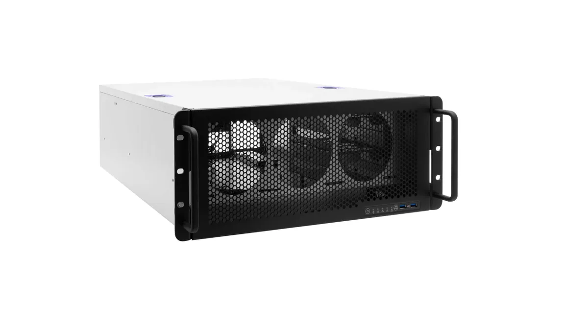 In Win In Win R400LC 4U server chassis 360 mm AIO support — product photo