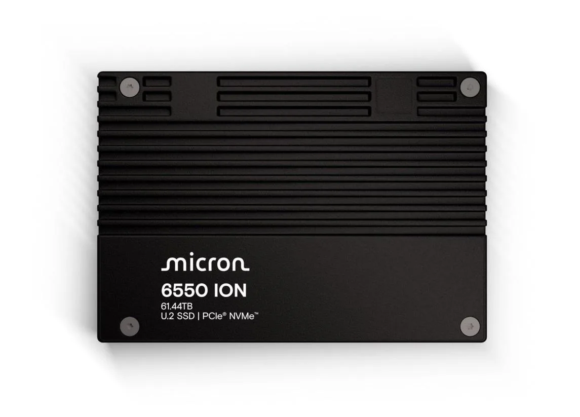 Micron Micron MTFDLAL61T4THL-1BK1DFCYYR 61.44TB enterprise SSD — product photo