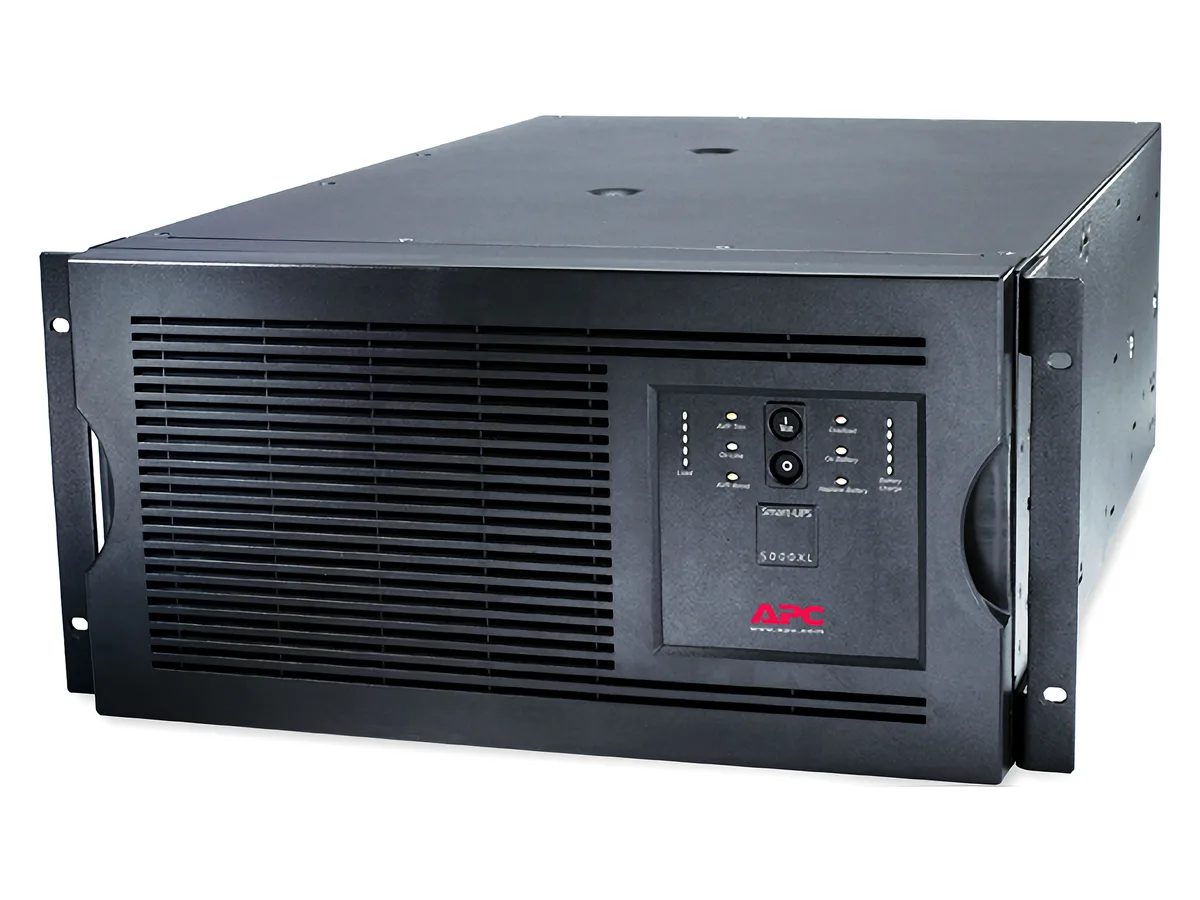 APC APC Smart-UPS SUA5000RMT5U 5000 VA 4000 W 208 V 5U UPS — product photo