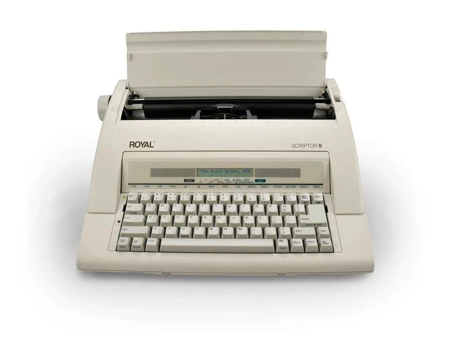 Royal Royal 69147T Scriptor II Electronic Typewriter 20 Character 2 Line LCD — product photo