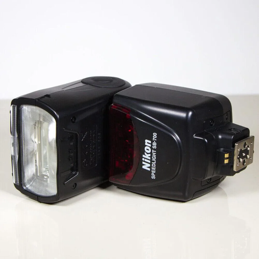 Nikon Global Nikon SB-700 AF Speedlight 4808 camera flash — product photo