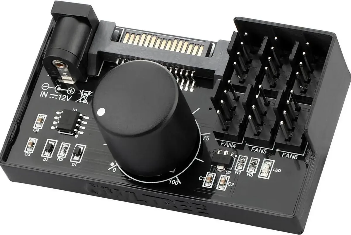 AJMRTC AJMRTC AJ*FAN*CTL06 6 Port 4 Pin PWM Fan Controller Hub — product photo