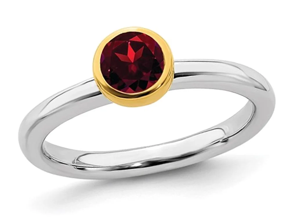 Gem &amp; Harmony Gem &amp; Harmony 0.6 ct Garnet Solitaire Ring 925 Sterling Silver Yellow Accent — product photo