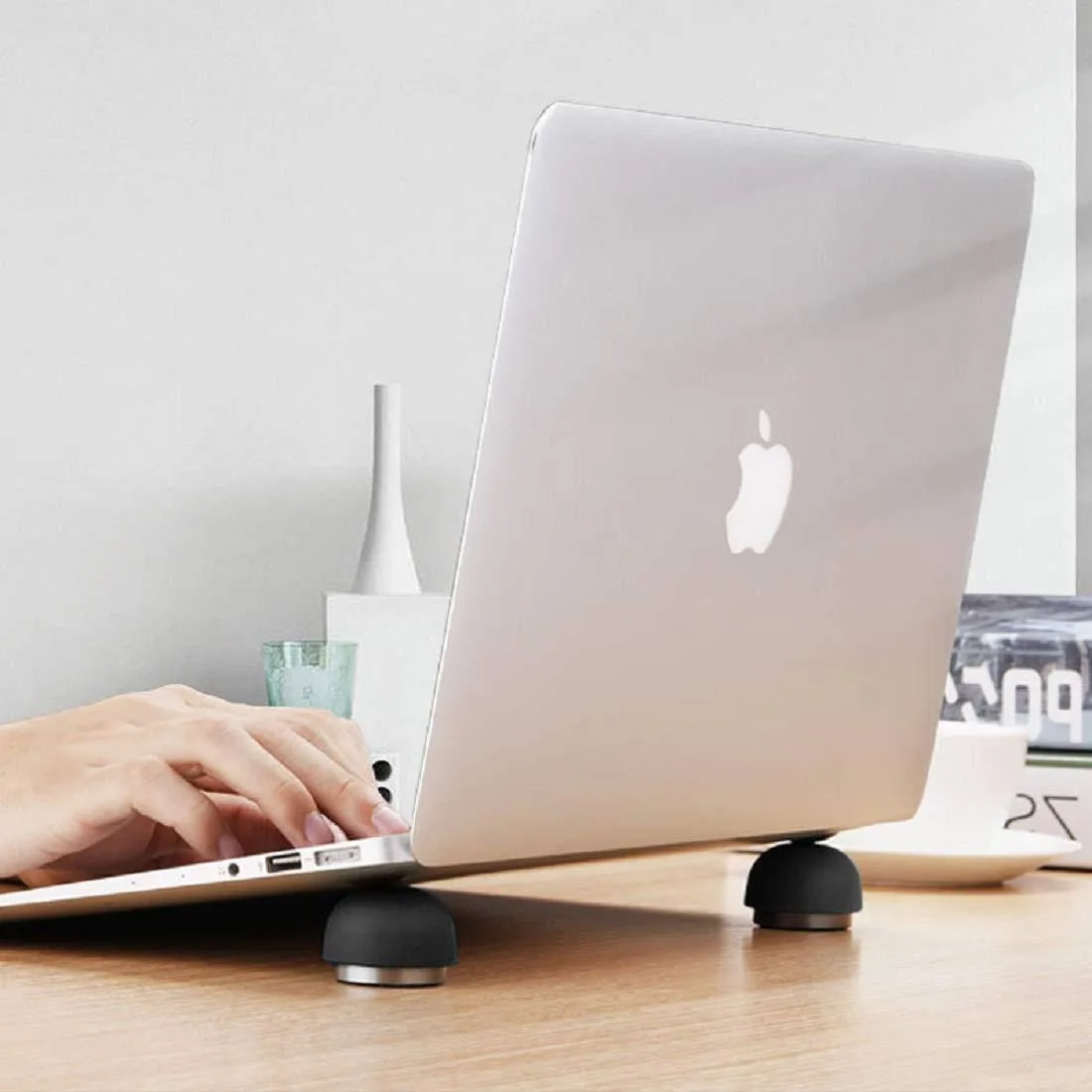 COPORA L1 Magnetic Laptop Cooling Stand Black 1.23oz — product photo