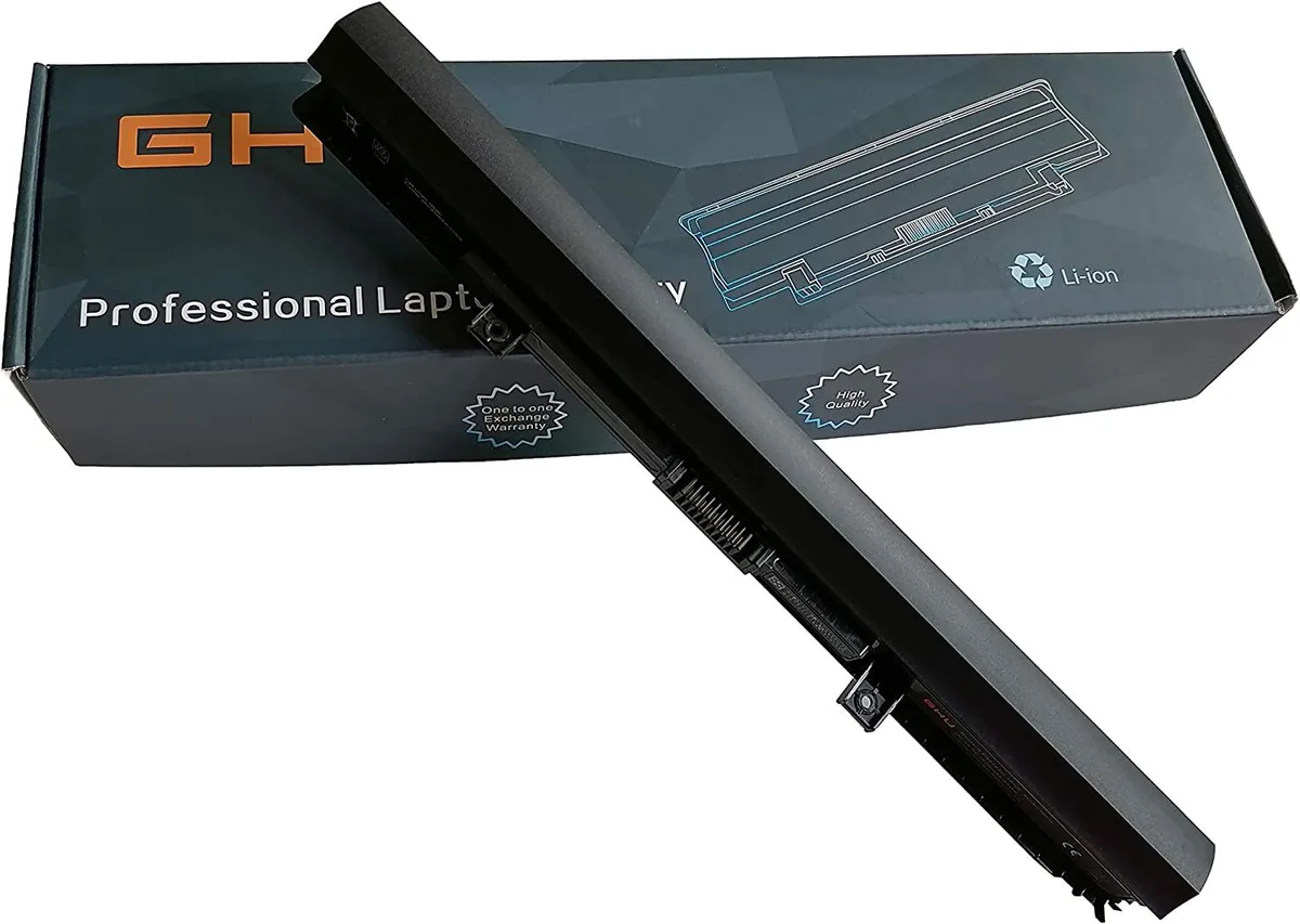 Rectangular black lithium-ion laptop battery with label showing 2800mAh 14.8V