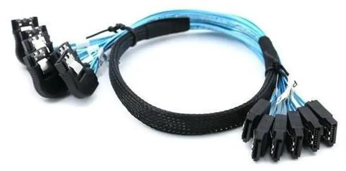 SMUGDESK SMUGDESK SAS4.0 6SATA 7Pin Female Right Angle Cable — product photo